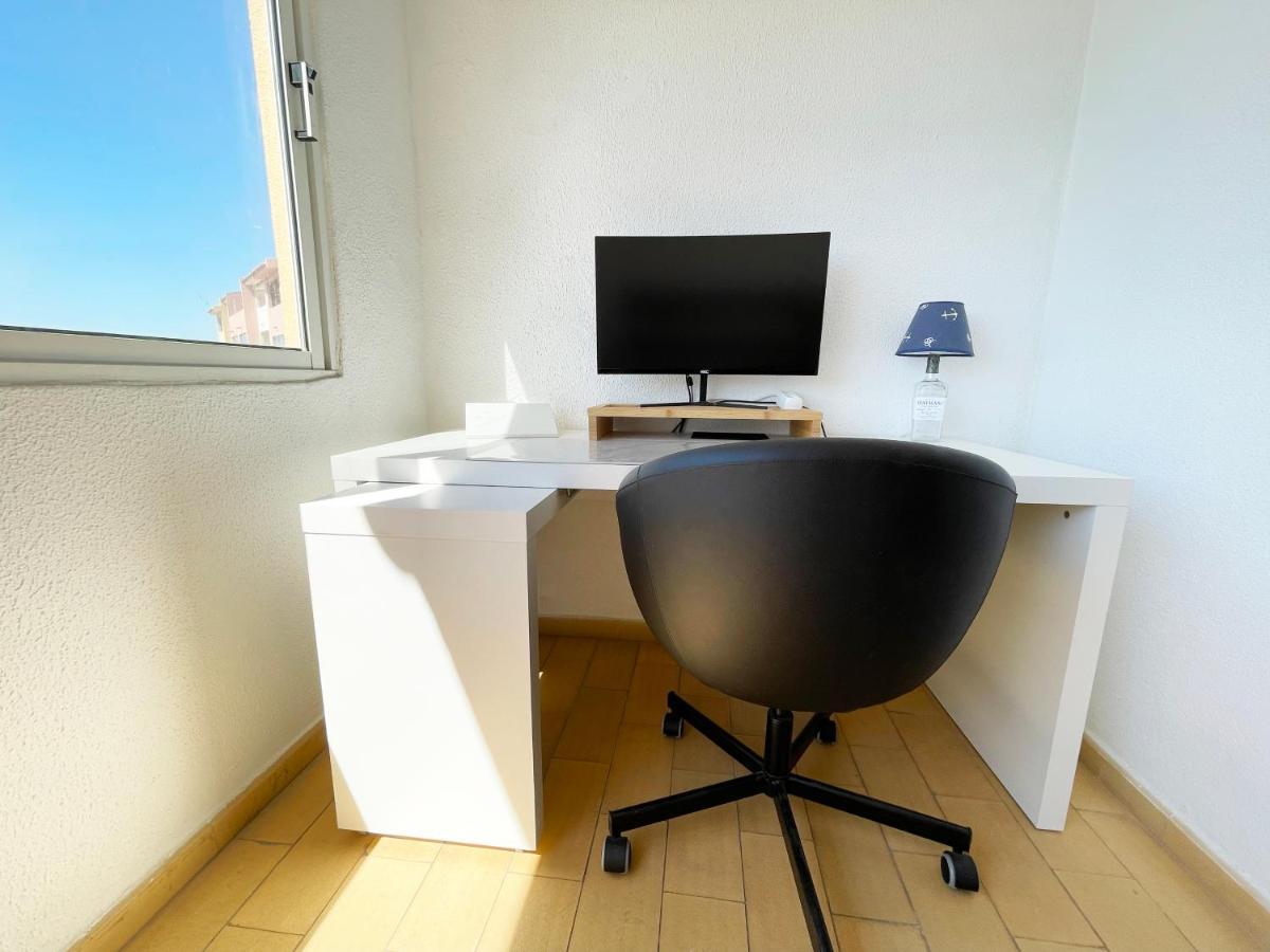 Panoramic Seaview - 2 Bedroom, Main Ave, 15 Min Walk Beach, Workspace Албуфейра Екстериор снимка
