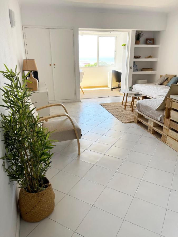 Panoramic Seaview - 2 Bedroom, Main Ave, 15 Min Walk Beach, Workspace Албуфейра Екстериор снимка