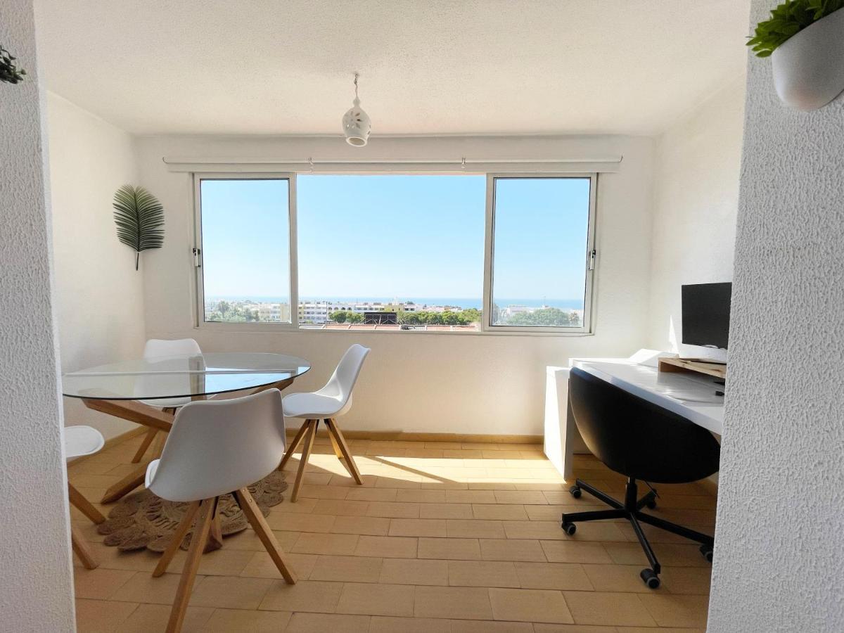 Panoramic Seaview - 2 Bedroom, Main Ave, 15 Min Walk Beach, Workspace Албуфейра Екстериор снимка