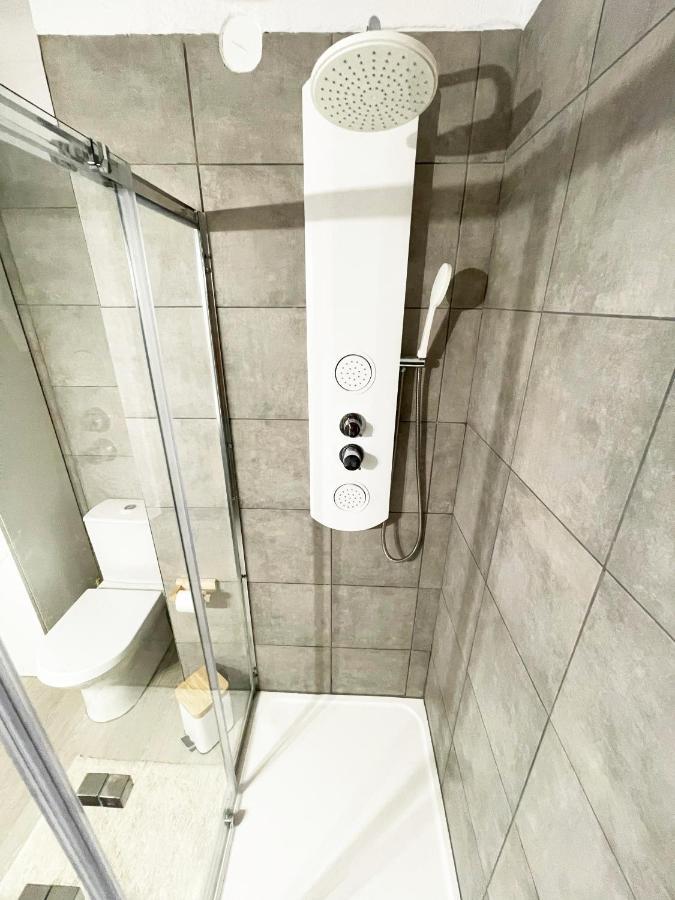 Panoramic Seaview - 2 Bedroom, Main Ave, 15 Min Walk Beach, Workspace Албуфейра Екстериор снимка